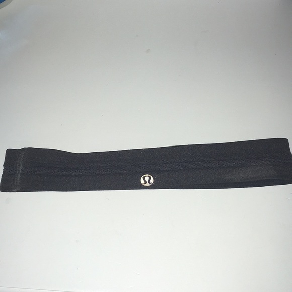 lululemon athletica Accessories - Lulu lemon headband